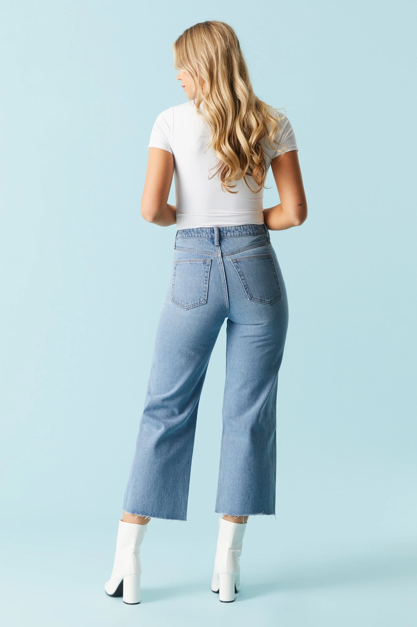 Refuge Medium Wash Crop Wide Leg Jean - Image 3