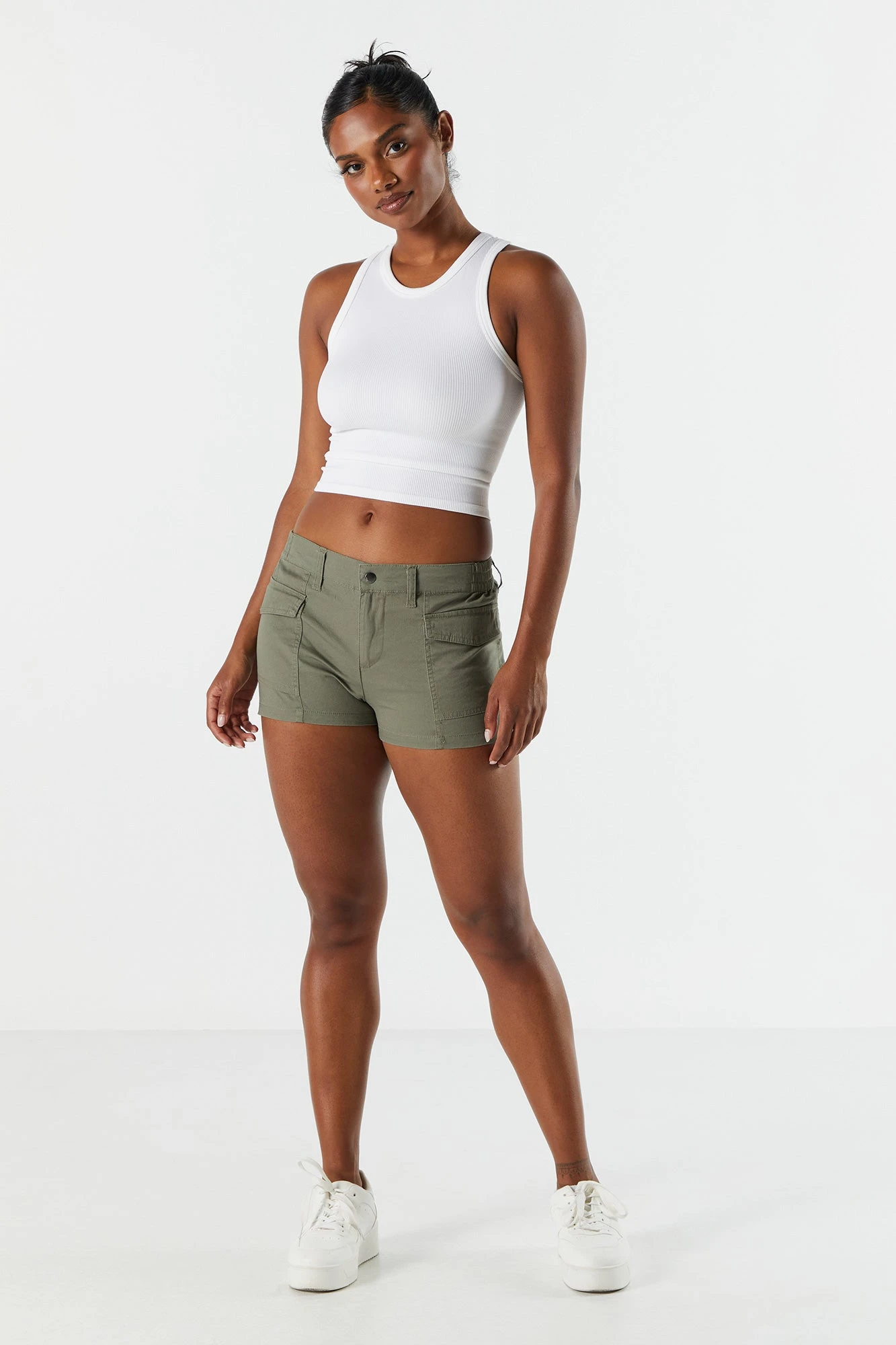 Poplin Low Rise Cargo Short - Image 15