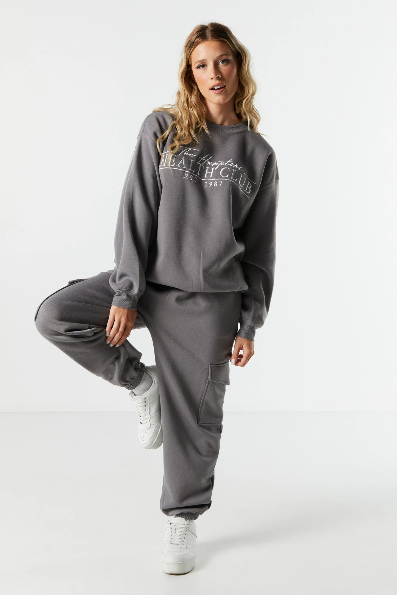 Hamptons ClubEmbroidered Crewneck Sweatshirt - Image 3