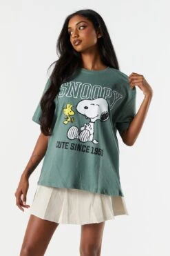 Snoopy Graphic Boyfriend T-Shirt